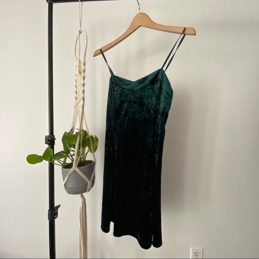 Crushed velvet emerald green dress